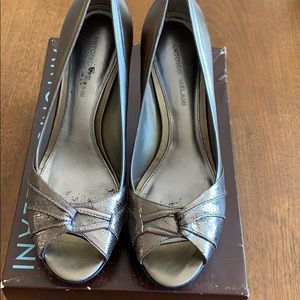 Antonio Melani silver high shoes